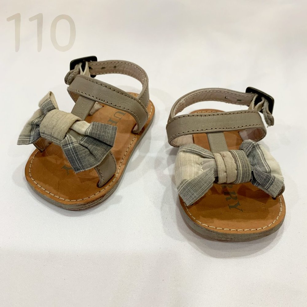 Burberry Baby Check Bow Sandals - Size Newborn